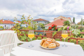 Belinda's Place, Supetar